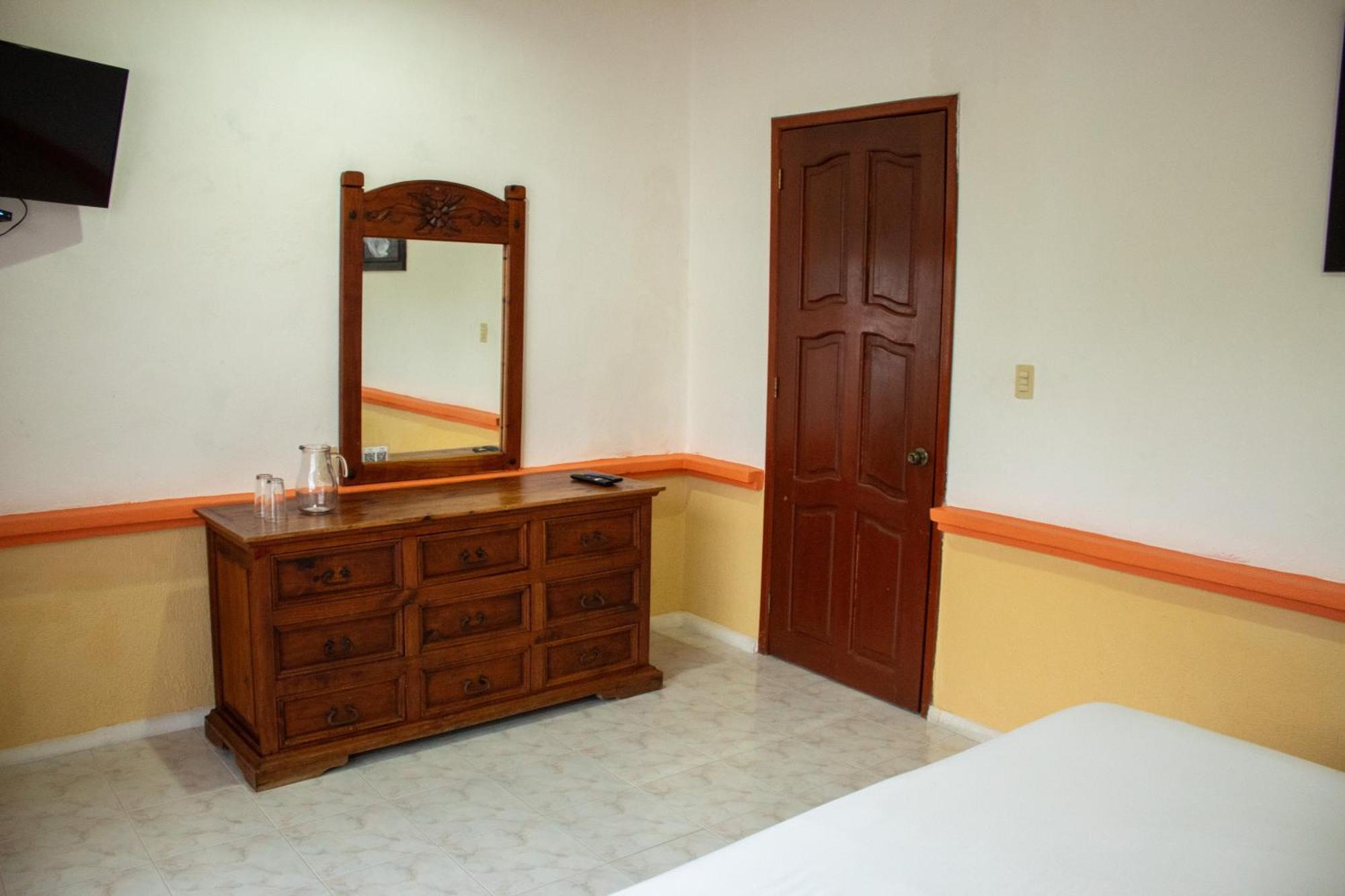 Hotel Vista Caribe 5Ta Av A 5 Pasos De La Playa Playa del Carmen Extérieur photo